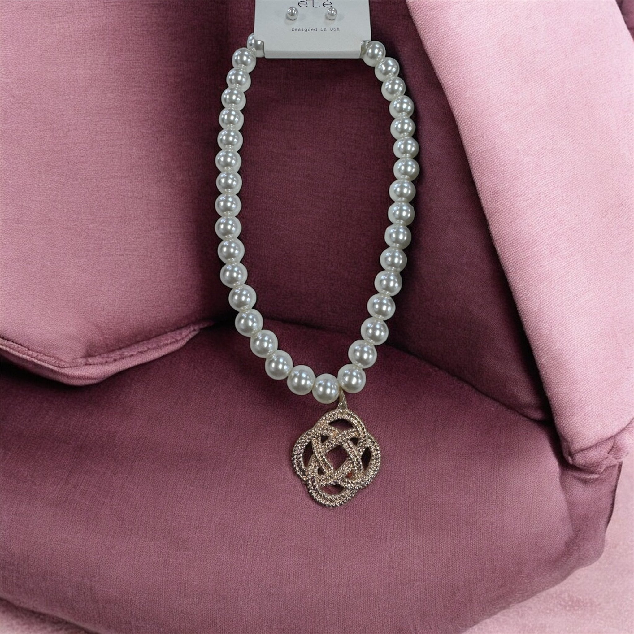 Bold and Statement Necklace - MainStreet Clothing Co.