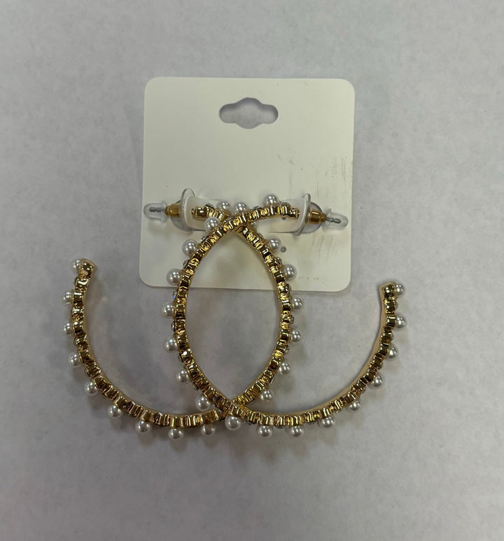 Pretty Pearl Hoops - MainStreet Clothing Co.