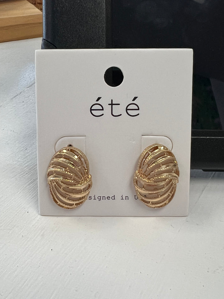 Swirly Studs