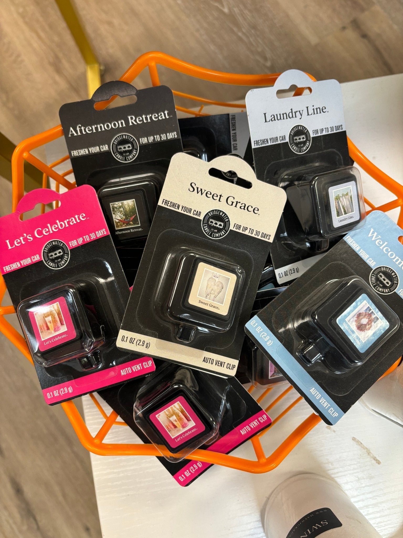 Car Clips | Bridgewater - MainStreet Clothing Co.