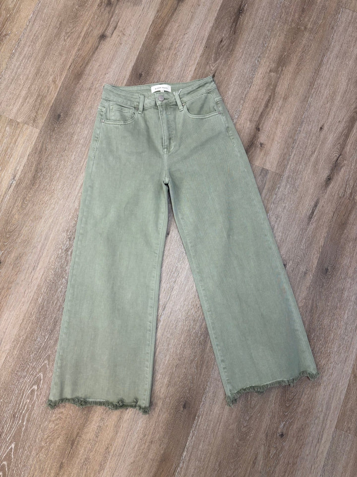 Cropped Straight Leg RISEN Jean - MainStreet Clothing Co.