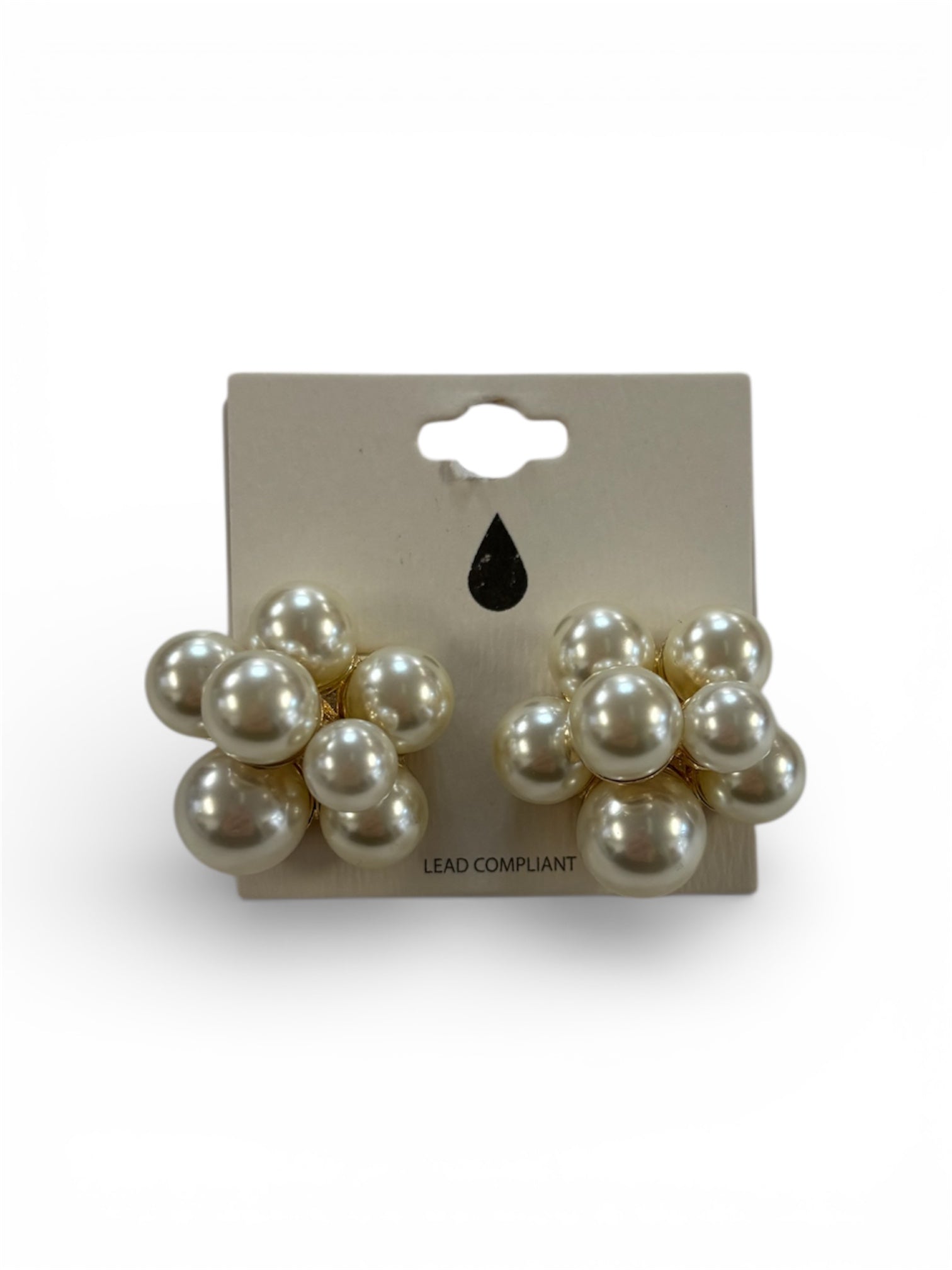 Go Big Pearl Studs - MainStreet Clothing Co.