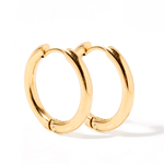 Huggie Earrings Scarlett Hoop Gold 14 MM | LINNY CO - Grayce's Boutique