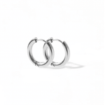 Huggie Earrings Scarlett Hoop Silver 10 MM | LINNY CO - Grayce's Boutique