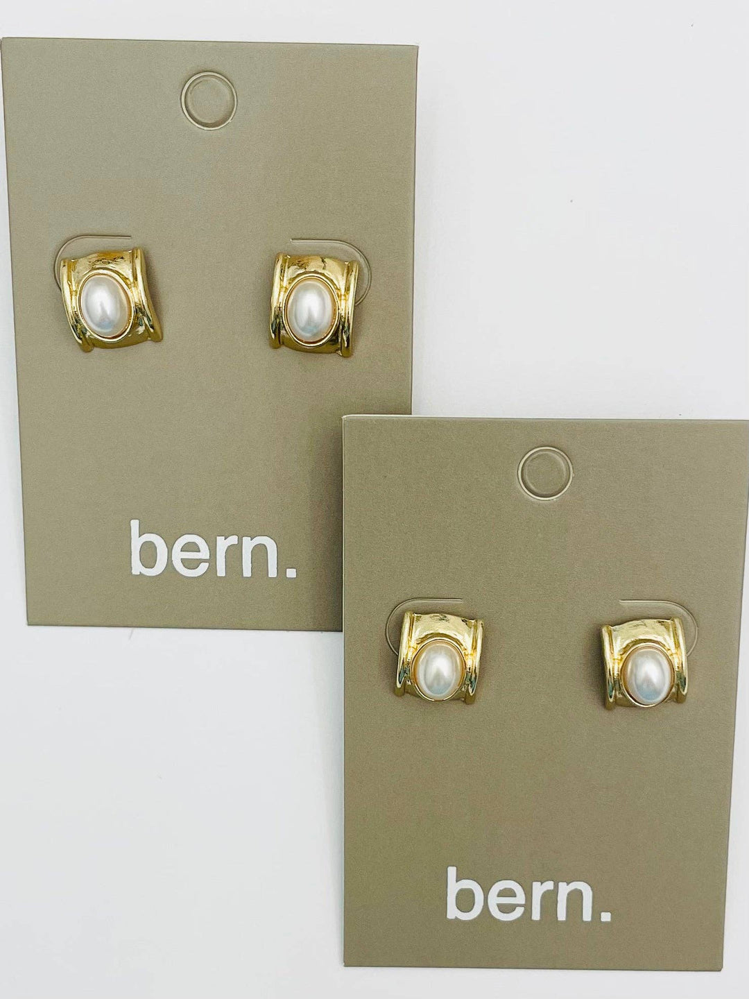 MINI - Egyptian Pearl Stud - MainStreet Clothing Co.