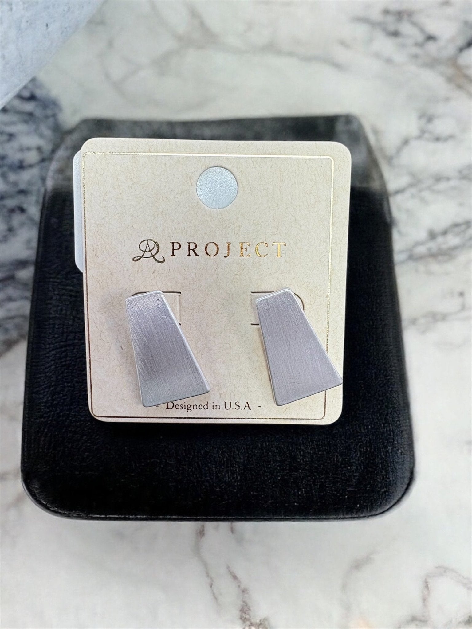 The Metal Earring - MainStreet Clothing Co.