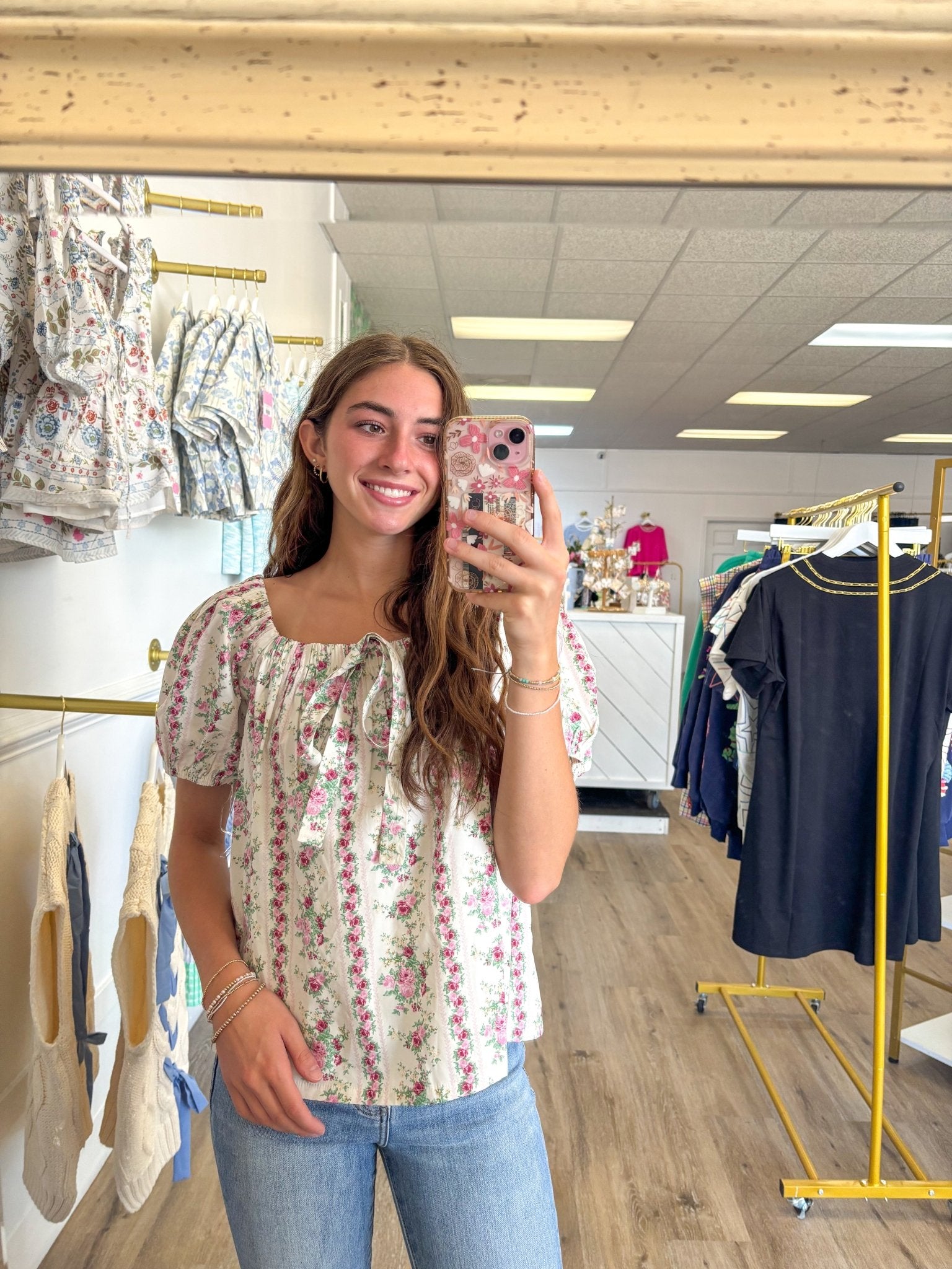 The Rosy top - MainStreet Clothing Co.