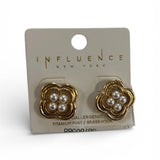 Watch Me Clover Pearl Studs - MainStreet Clothing Co.