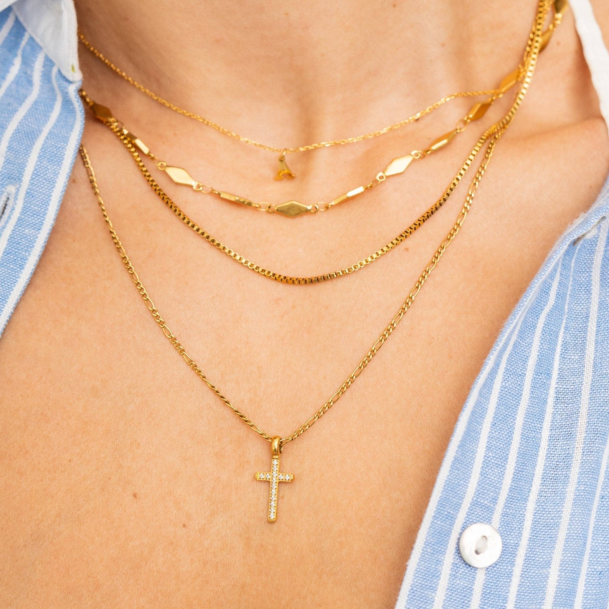 Waterproof Gold Diamond Cross Pendant Necklace - Grayce's Boutique